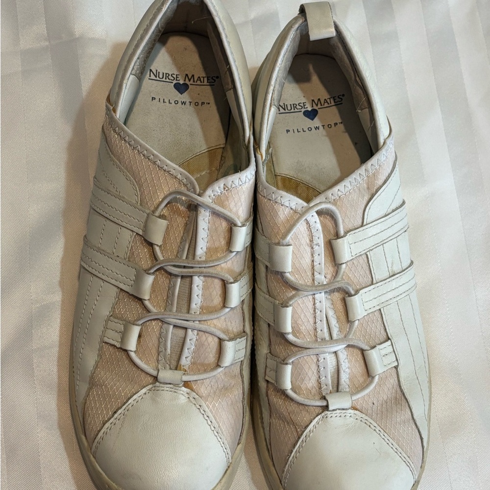 Nurse Mates Pillowtop Womens 10M White and Light Pink Nursing Shoes